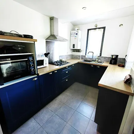 וילה Mitoyenne Avec Piscine Et Parking Pour 4 Personnes - Fr-1-607-189 אגדה