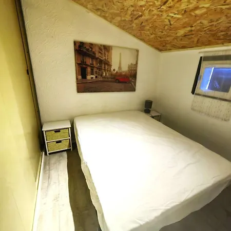 4 Pers Avec Jardin, Piscine & Parking A 15 Min De La - Fr-1-607-189