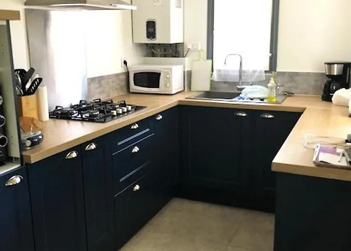 Mitoyenne Avec Piscine Et Parking Pour 4 Personnes - Fr-1-607-189 Agde